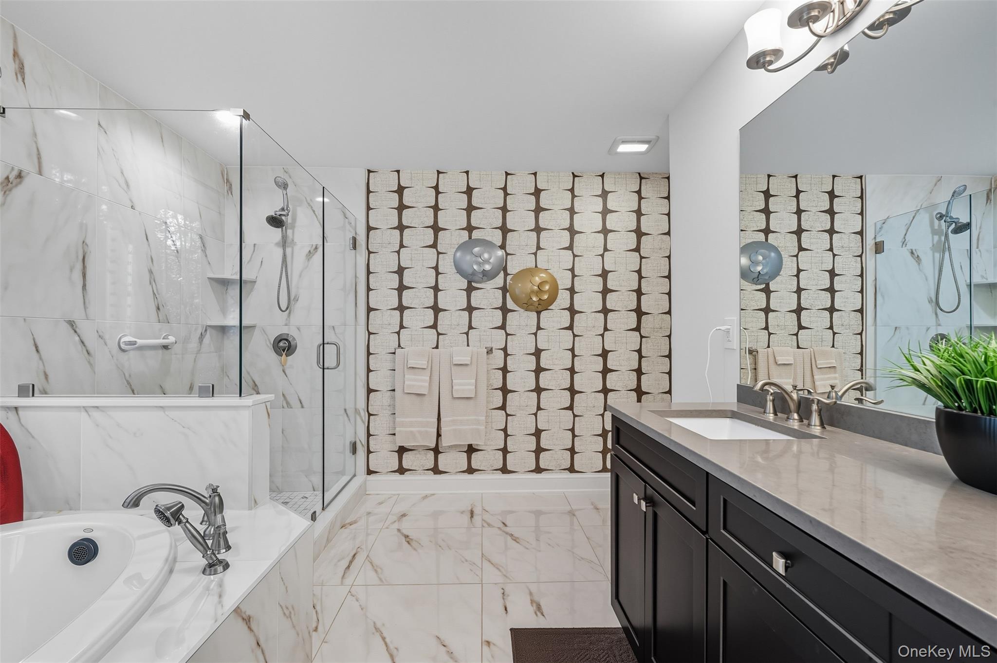 Central Valley, New York, 10917, United States, 5 Bedrooms Bedrooms, ,5 BathroomsBathrooms,Residential,For Sale,1993008