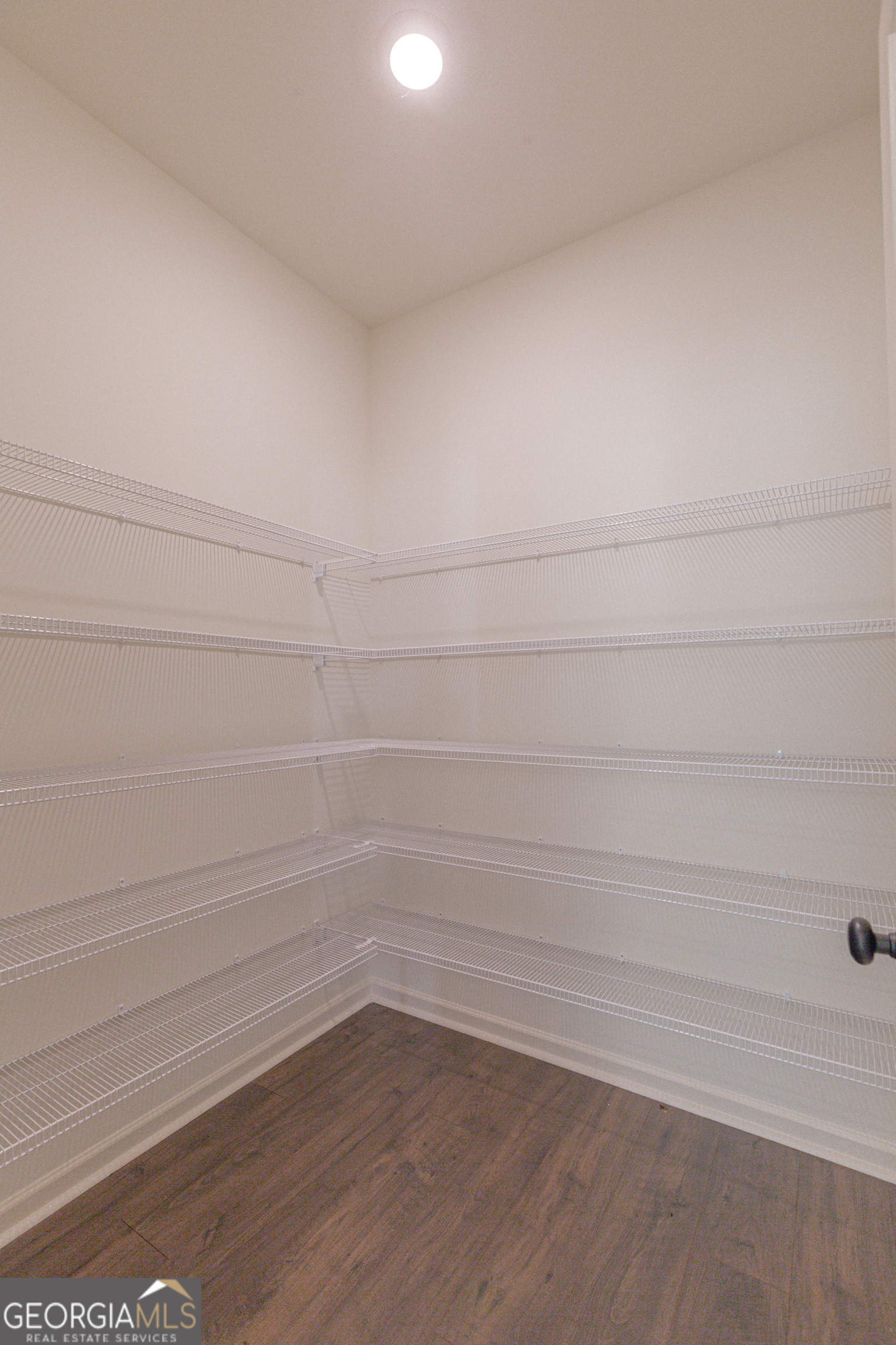 Senoia, Georgia, 30276, United States, 4 Bedrooms Bedrooms, ,3 BathroomsBathrooms,Residential,For Sale,1987897