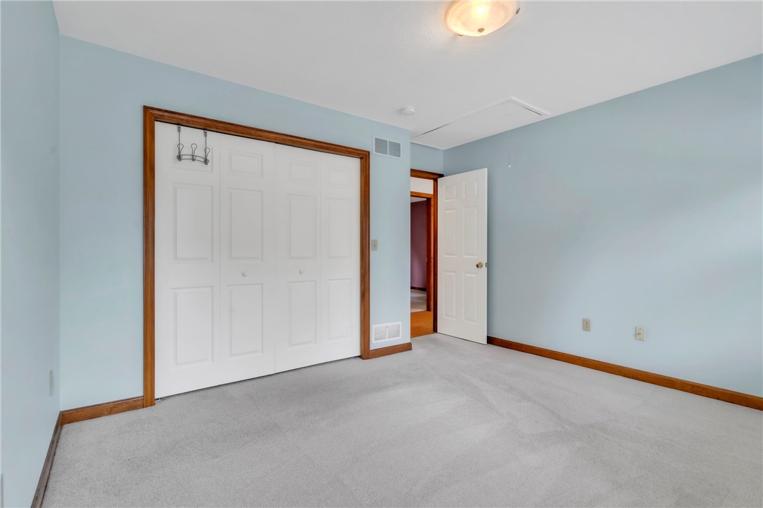 Cranberry Twp, Pennsylvania, 16066, United States, 4 Bedrooms Bedrooms, ,4 BathroomsBathrooms,Residential,For Sale,1985014