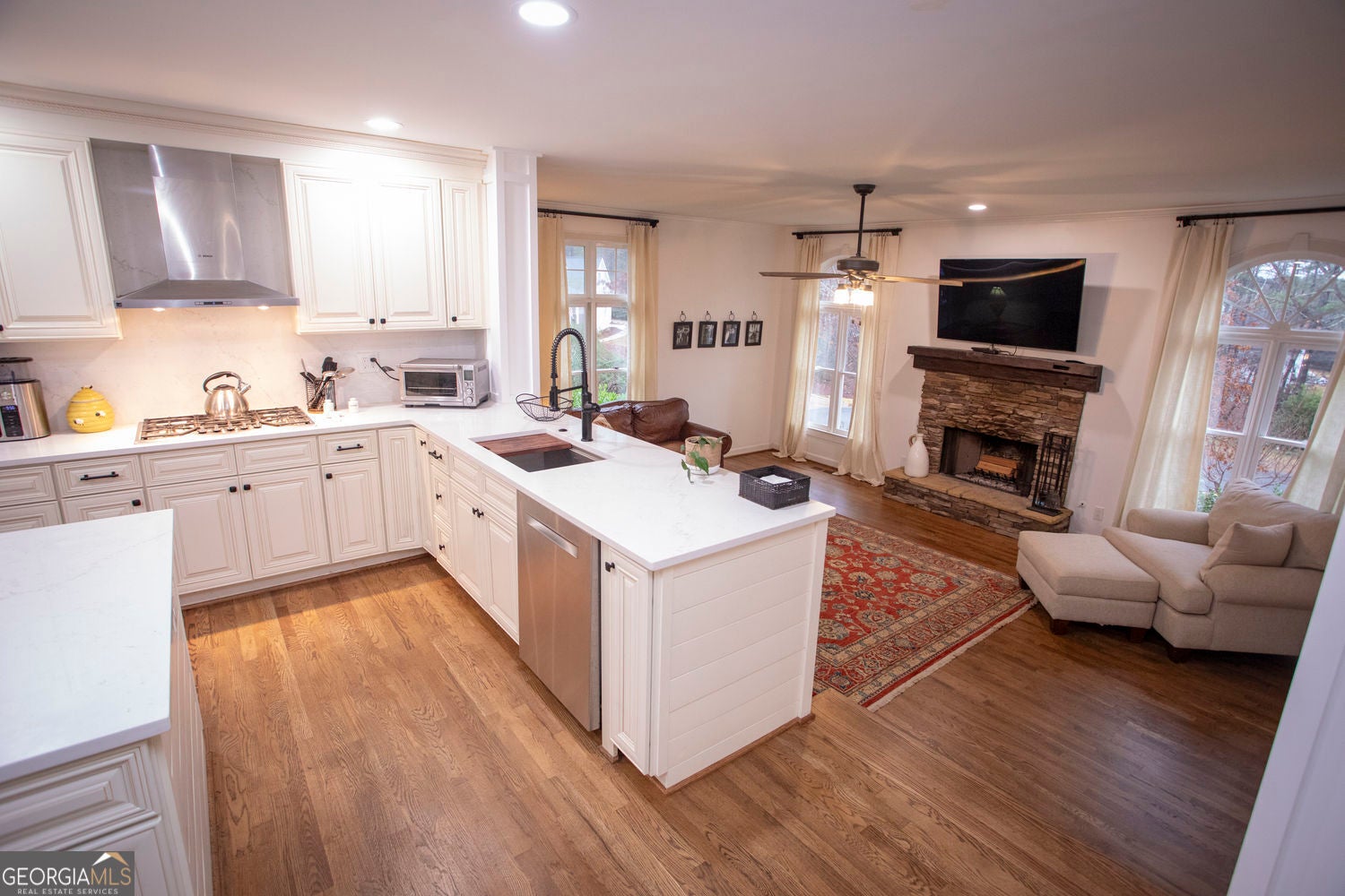 Marietta, Georgia, 30064, United States, 5 Bedrooms Bedrooms, ,4 BathroomsBathrooms,Residential,For Sale,2016385