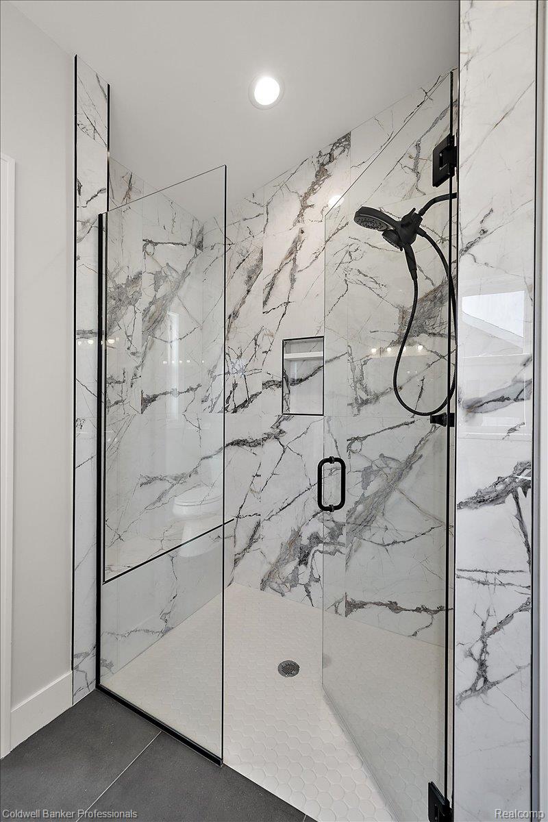 Plymouth, Michigan, 48170, United States, 4 Bedrooms Bedrooms, ,4 BathroomsBathrooms,Residential,For Sale,1986255