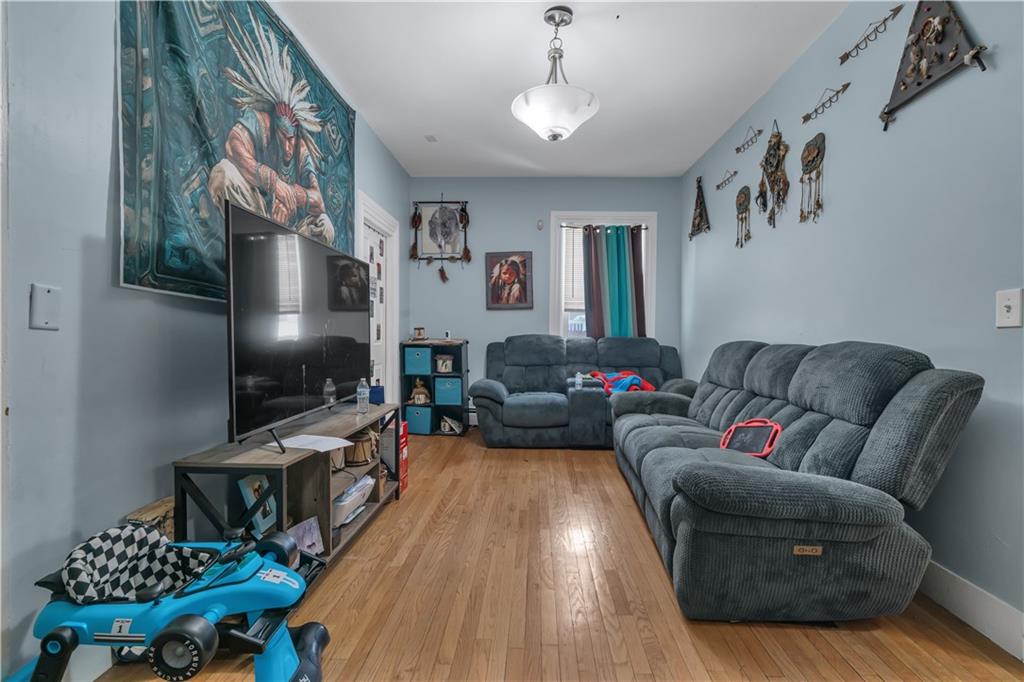 Providence, Rhode Island, 02909, United States, 13 Bedrooms Bedrooms, ,5 BathroomsBathrooms,Residential,For Sale,2022811