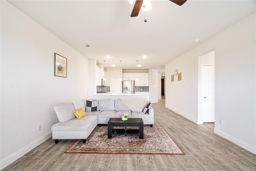 Wylie, Texas, 75098, United States, 4 Bedrooms Bedrooms, ,4 BathroomsBathrooms,Residential,For Sale,1885446