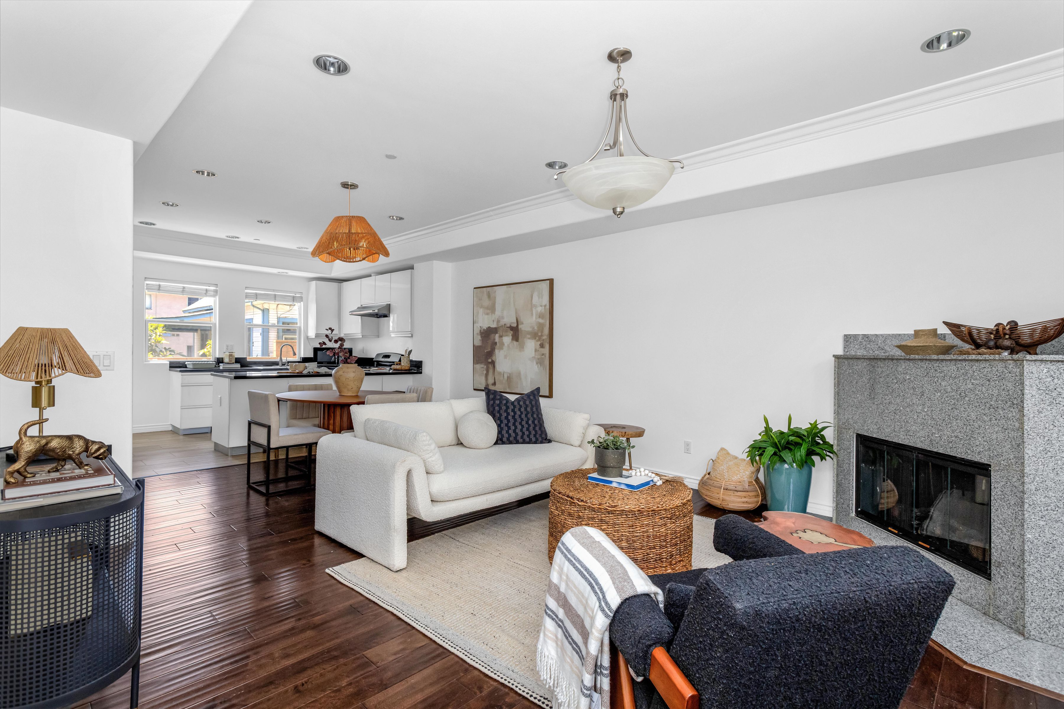  Modern Pasadena Townhome with Private 2-Car Garage - 物件實景