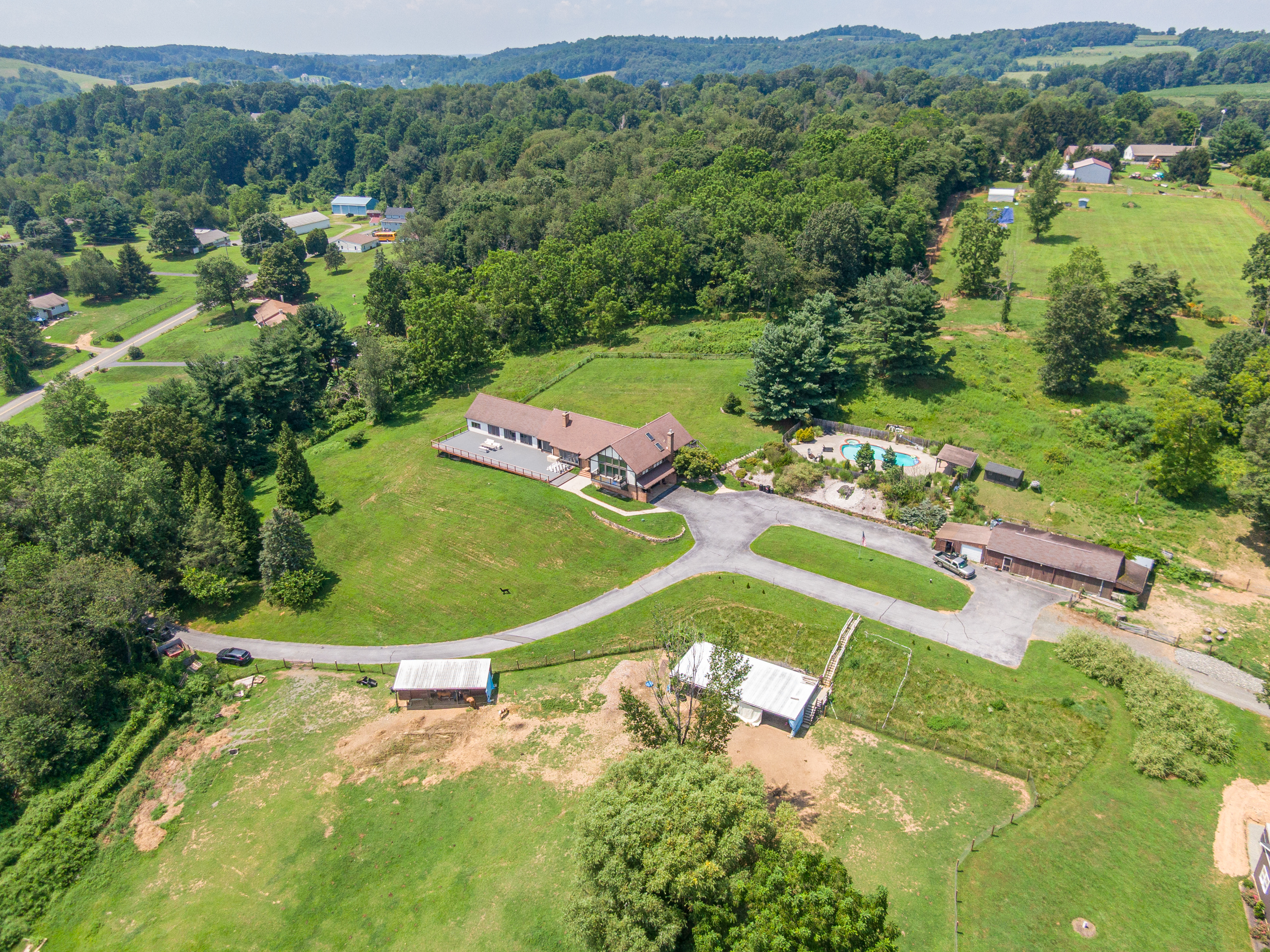 Boyertown, Pennsylvania, 19512, United States, 4 Bedrooms Bedrooms, ,4 BathroomsBathrooms,Residential,For Sale,1900756