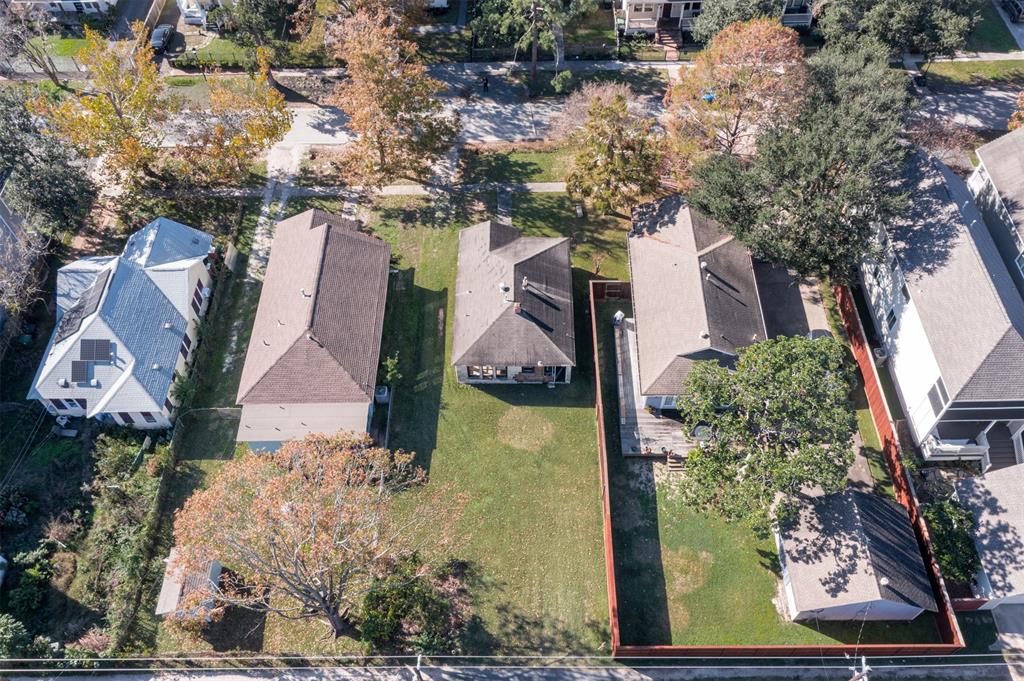Houston, Texas, 77008, United States, 2 Bedrooms Bedrooms, ,1 BathroomBathrooms,Residential,For Sale,1829553