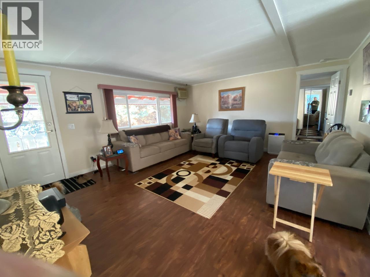 KAMLOOPS, British Columbia, V2H 1S7, CA, 4 Bedrooms Bedrooms, ,3 BathroomsBathrooms,Residential,For Sale,1949543
