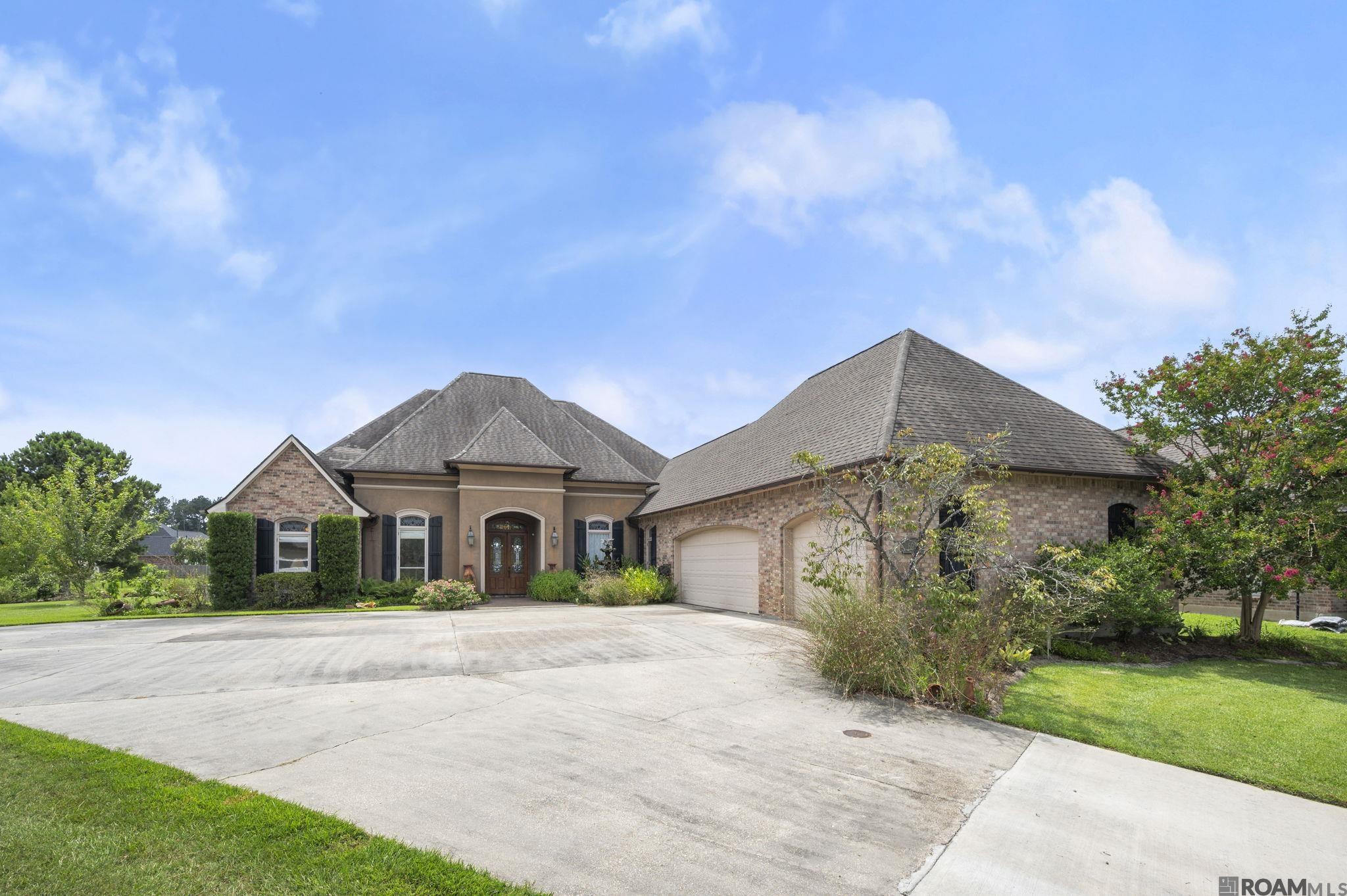 Central, Louisiana, 70739, United States, 4 Bedrooms Bedrooms, ,3 BathroomsBathrooms,Residential,For Sale,1900635