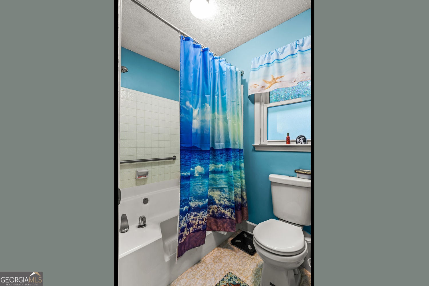 Fayetteville, Georgia, 30215, United States, 5 Bedrooms Bedrooms, ,3 BathroomsBathrooms,Residential,For Sale,1908173