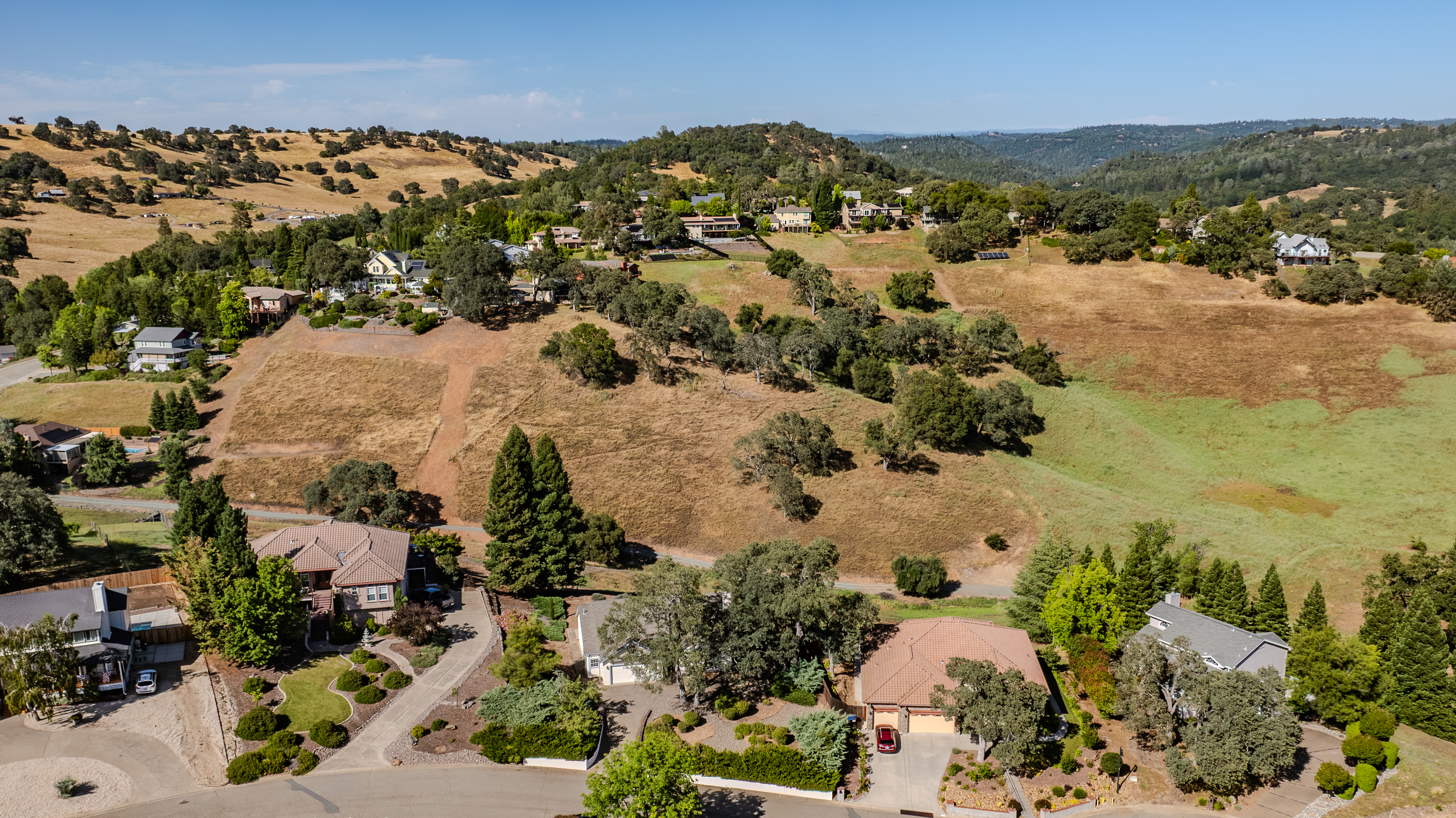  Spacious Sutter Creek Home with Hillside Views and Endless Potential - 物件實景