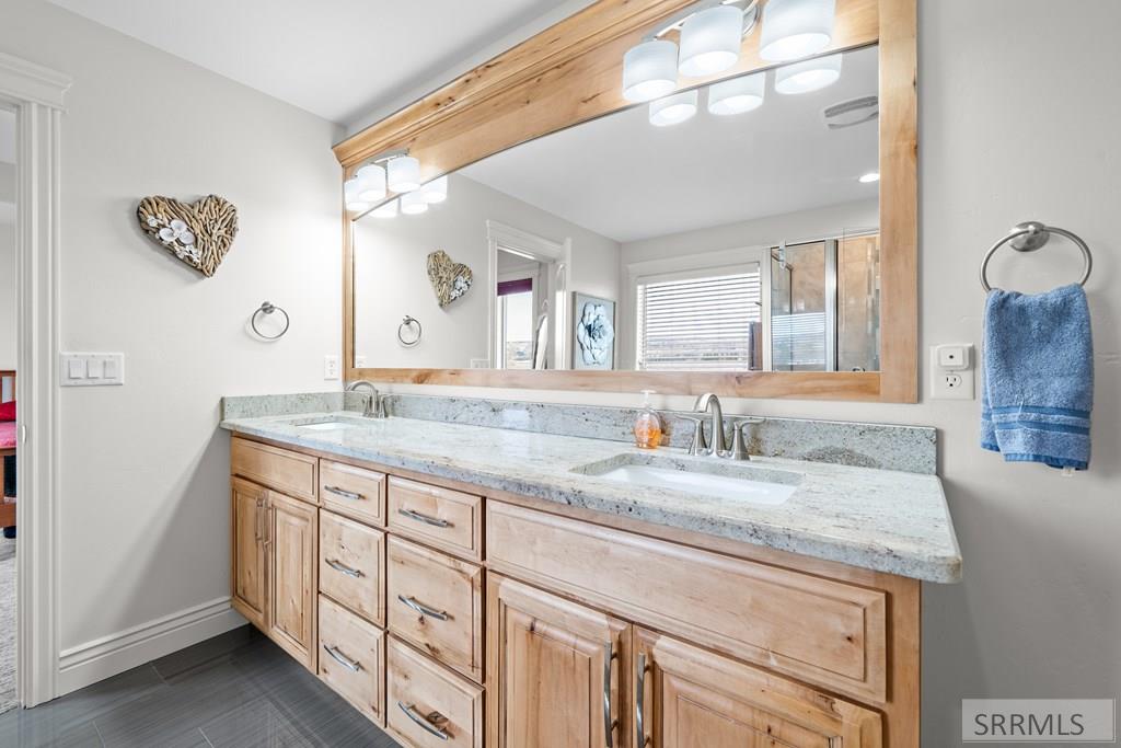 AMMON, Idaho, 83406, United States, 6 Bedrooms Bedrooms, ,3 BathroomsBathrooms,Residential,For Sale,2014866