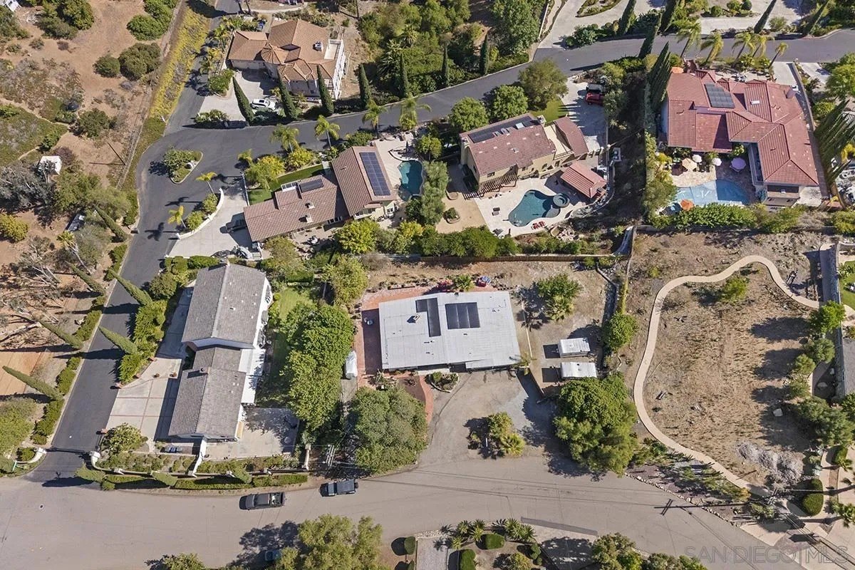 La Mesa, California, 91941, United States, 3 Bedrooms Bedrooms, ,4 BathroomsBathrooms,Residential,For Sale,1911905