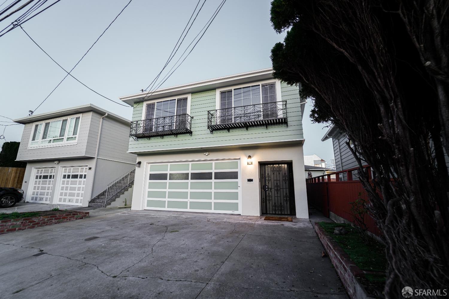 Daly City, California, 94014, United States, 4 Bedrooms Bedrooms, ,3 BathroomsBathrooms,Residential,For Sale,1992853