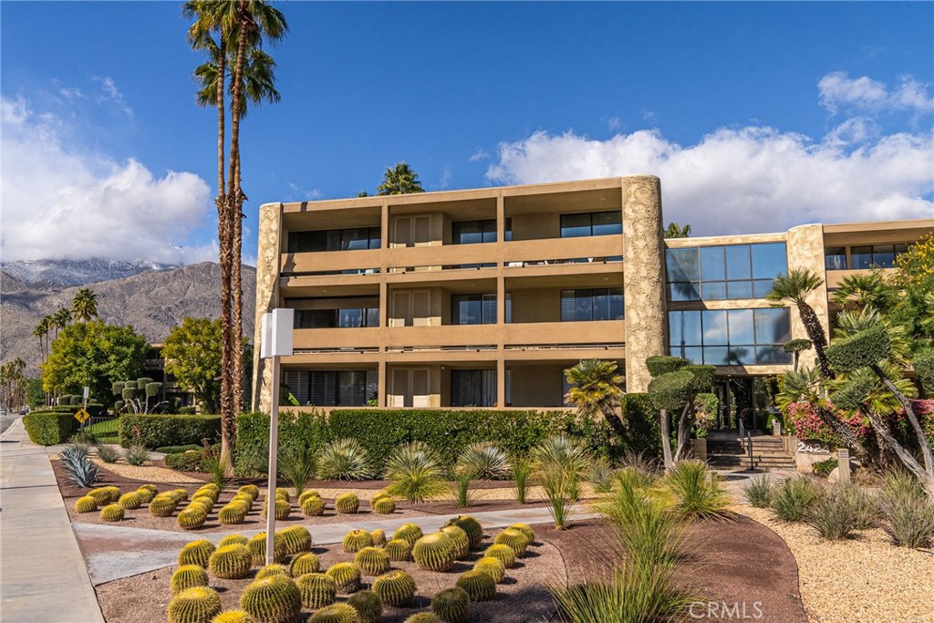 Palm Springs, California, 92264, United States, 2 Bedrooms Bedrooms, ,2 BathroomsBathrooms,Residential,For Sale,1805704
