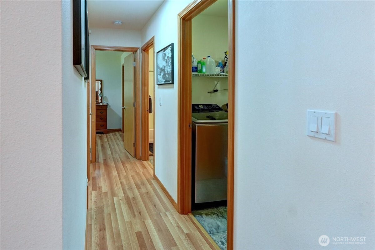 Port Orchard, Washington, 98367, United States, 3 Bedrooms Bedrooms, ,2 BathroomsBathrooms,Residential,For Sale,1828353