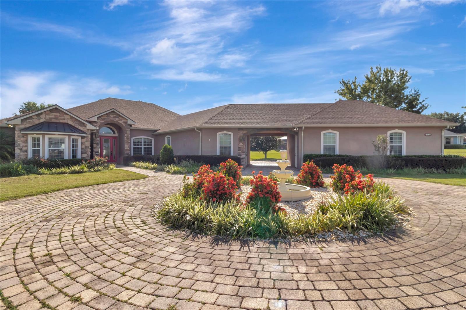 GROVELAND, Florida, 34736, United States, 4 Bedrooms Bedrooms, ,4 BathroomsBathrooms,Residential,For Sale,1917784