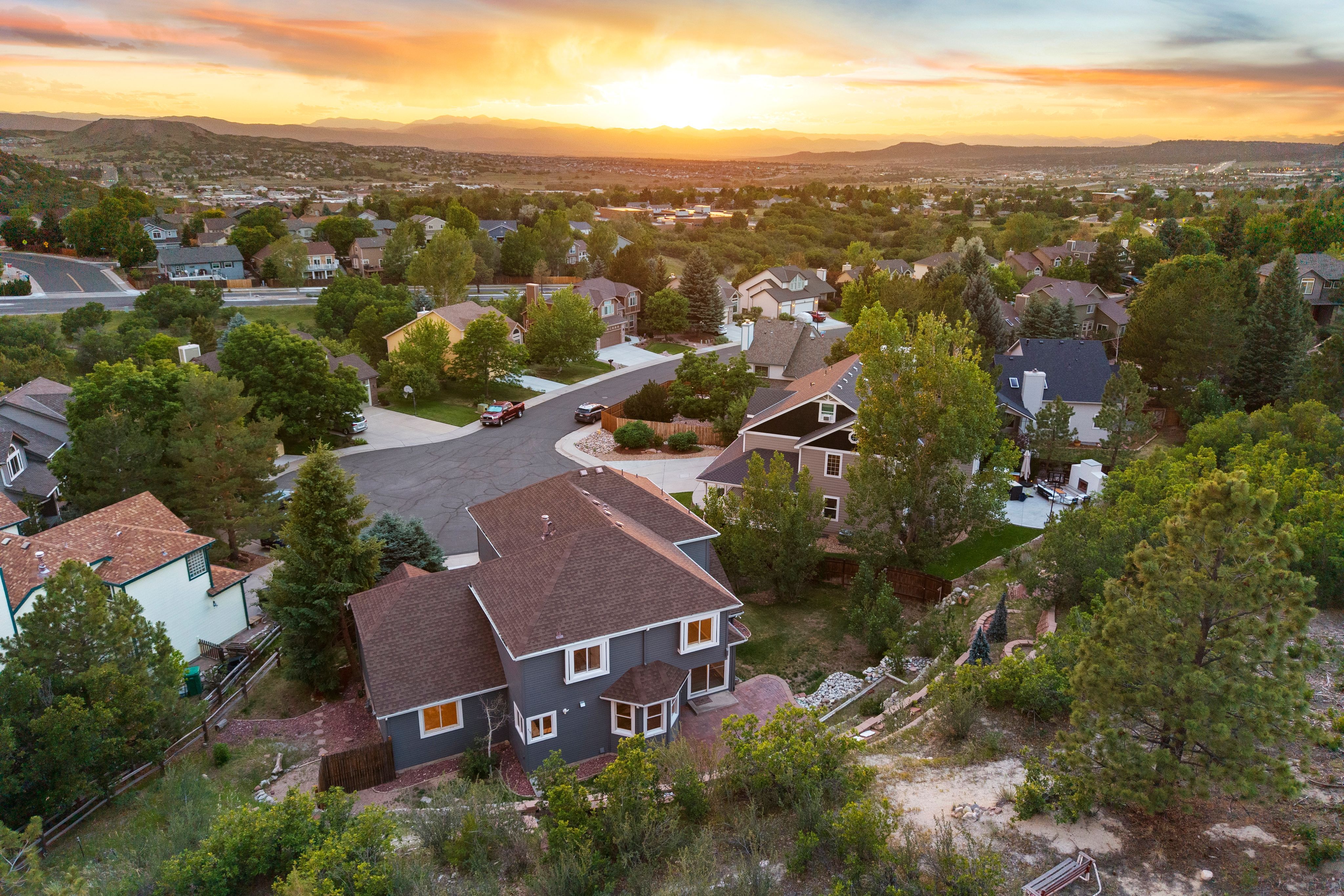 Castle Rock Home with Front Range & The Rock Views - 物件實景