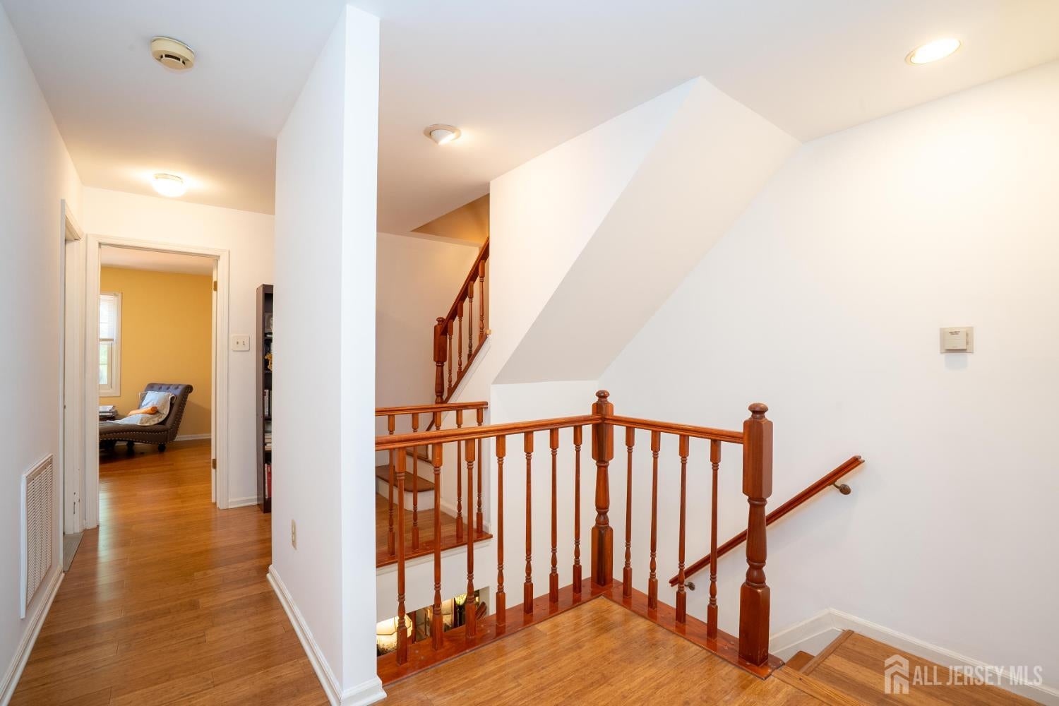 South Brunswick, New Jersey, 08824, United States, 3 Bedrooms Bedrooms, ,3 BathroomsBathrooms,Residential,For Sale,1980206