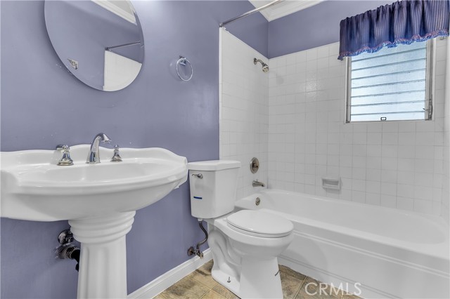 Lynwood, California, 90262, United States, 5 Bedrooms Bedrooms, ,2 BathroomsBathrooms,Residential,For Sale,1914118