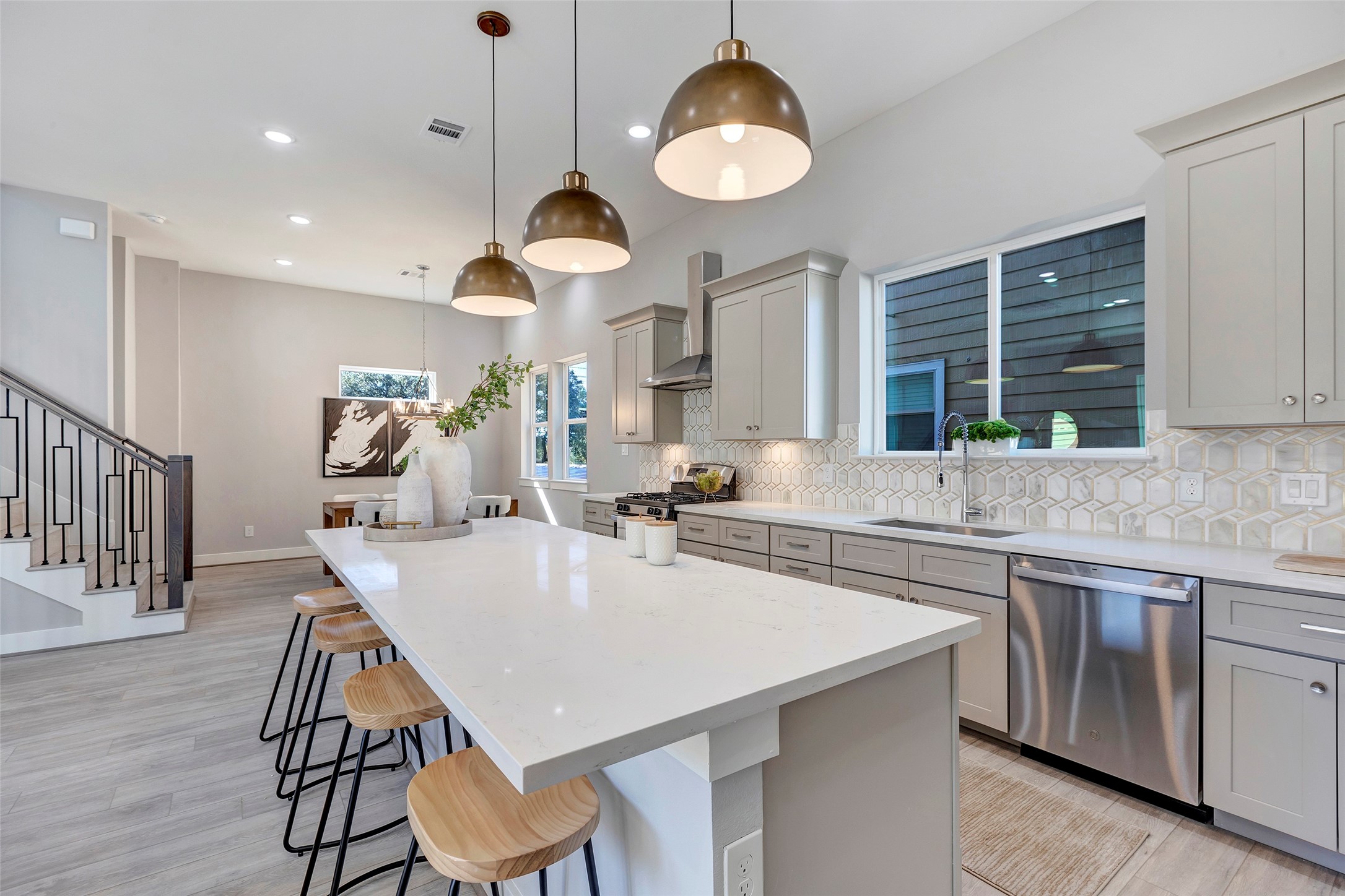 Houston, Texas, 77003, United States, 3 Bedrooms Bedrooms, ,4 BathroomsBathrooms,Residential,For Sale,1896559