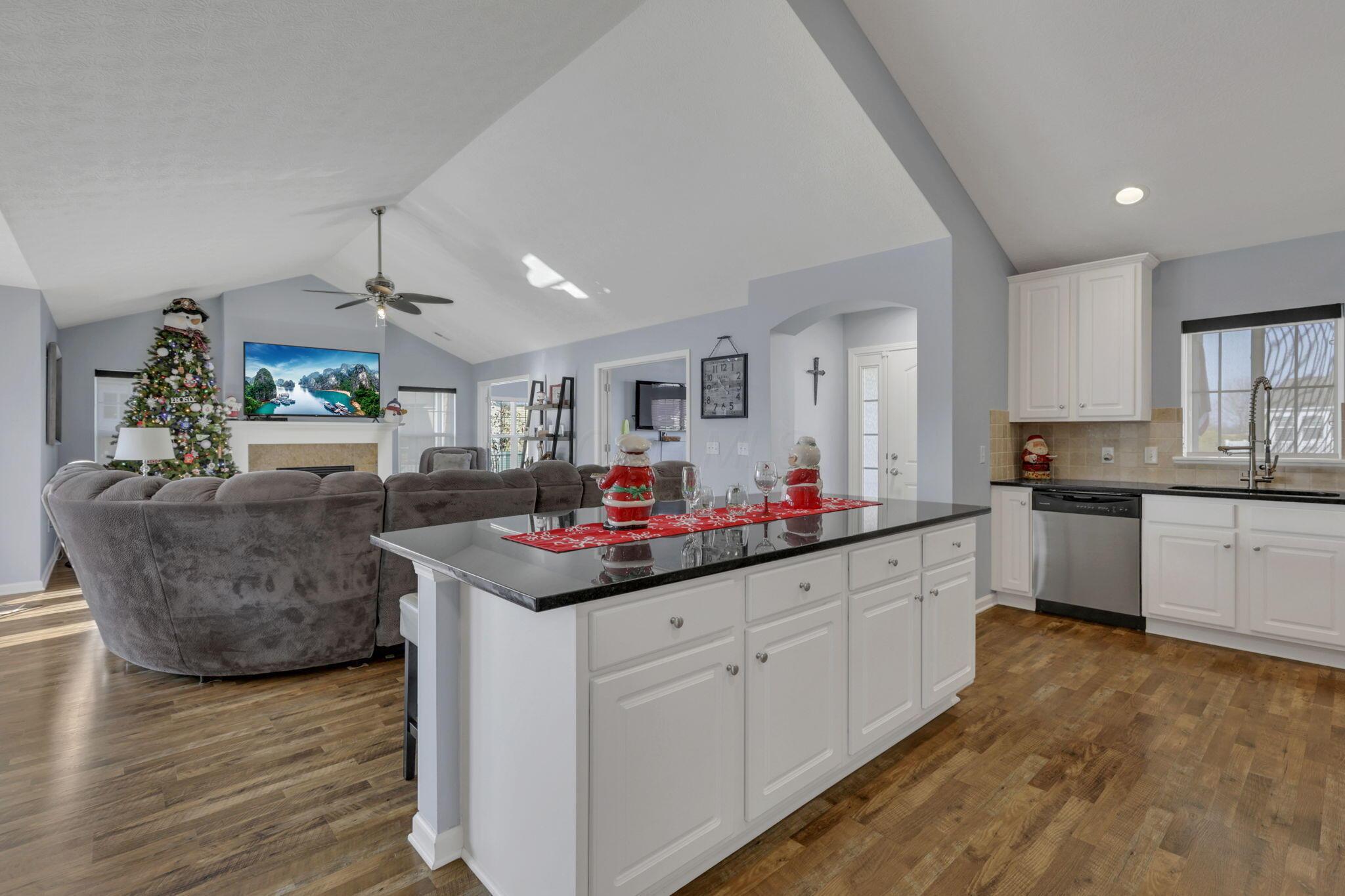 Hebron, Ohio, 43025, United States, 2 Bedrooms Bedrooms, ,2 BathroomsBathrooms,Residential,For Sale,2006107