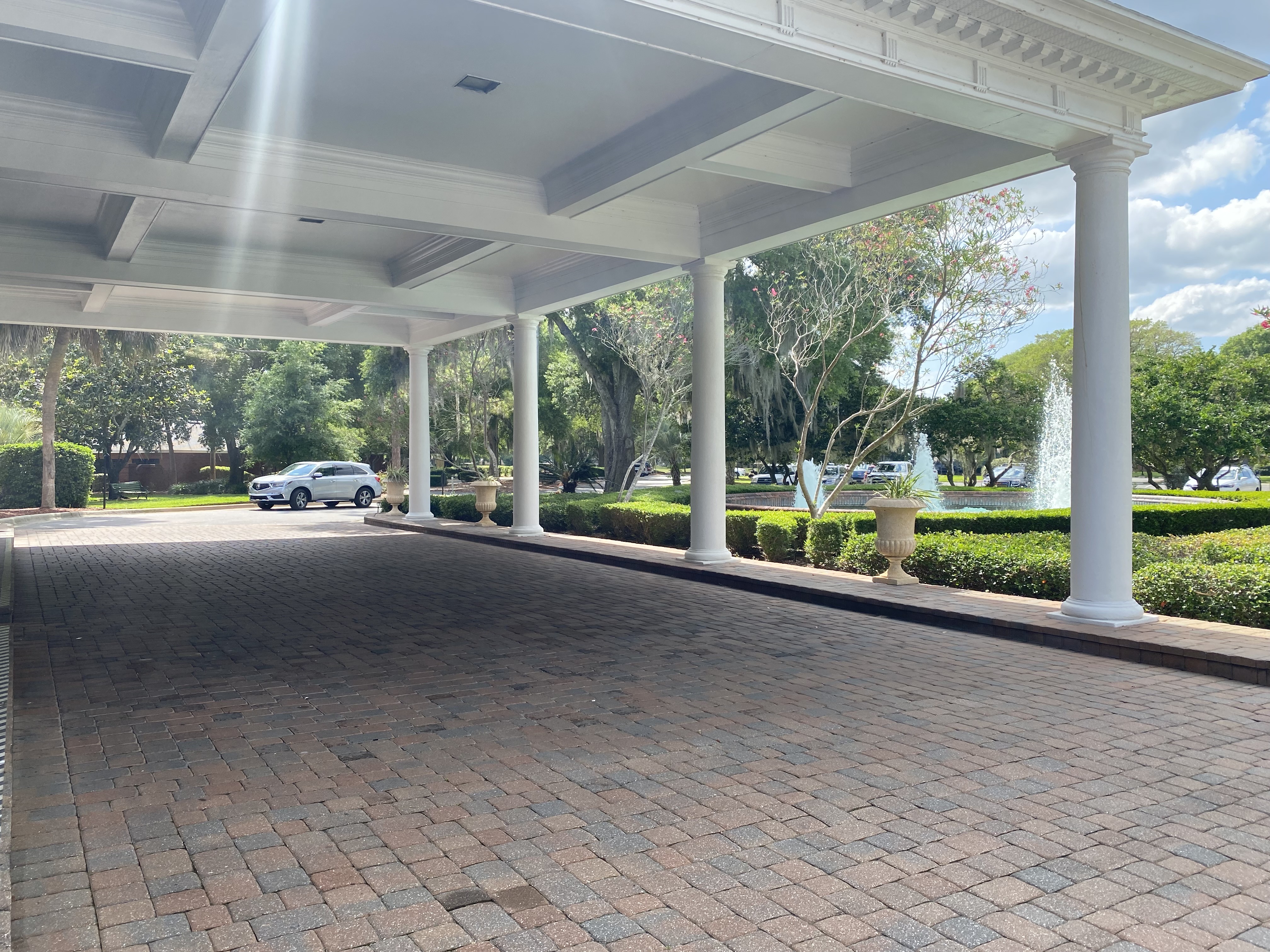 Lady Lake, Florida, 32159, United States, 4 Bedrooms Bedrooms, ,3 BathroomsBathrooms,Residential,For Sale,2001530
