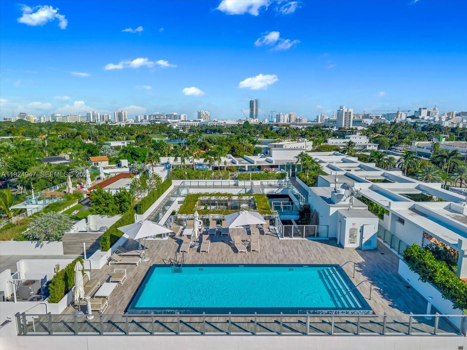 Miami Beach, Florida, 33139, United States, 3 Bedrooms Bedrooms, ,4 BathroomsBathrooms,Residential,For Sale,2003105