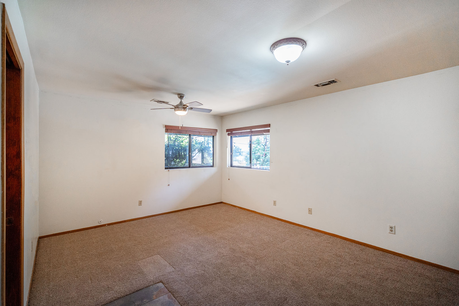 Hemet, California, 92544, United States, 6 Bedrooms Bedrooms, ,6 BathroomsBathrooms,Residential,For Sale,1849818