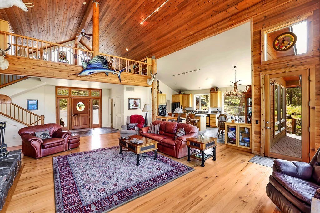 New Meadows, Idaho, 83654, United States, 3 Bedrooms Bedrooms, ,1 BathroomBathrooms,Residential,For Sale,1846350