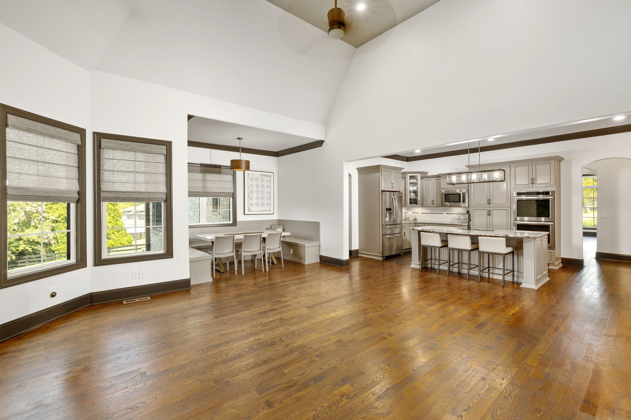  2713 Deer Haven Ct, Franklin, TN, 37067 - 物件實景
