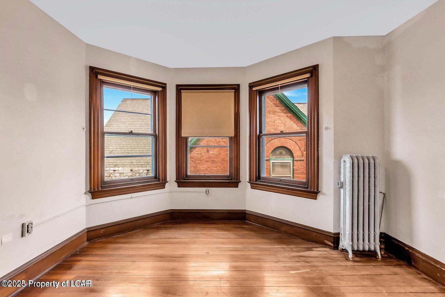 Wilkes-Barre, Pennsylvania, 18701, United States, 7 Bedrooms Bedrooms, ,3 BathroomsBathrooms,Residential,For Sale,1982709