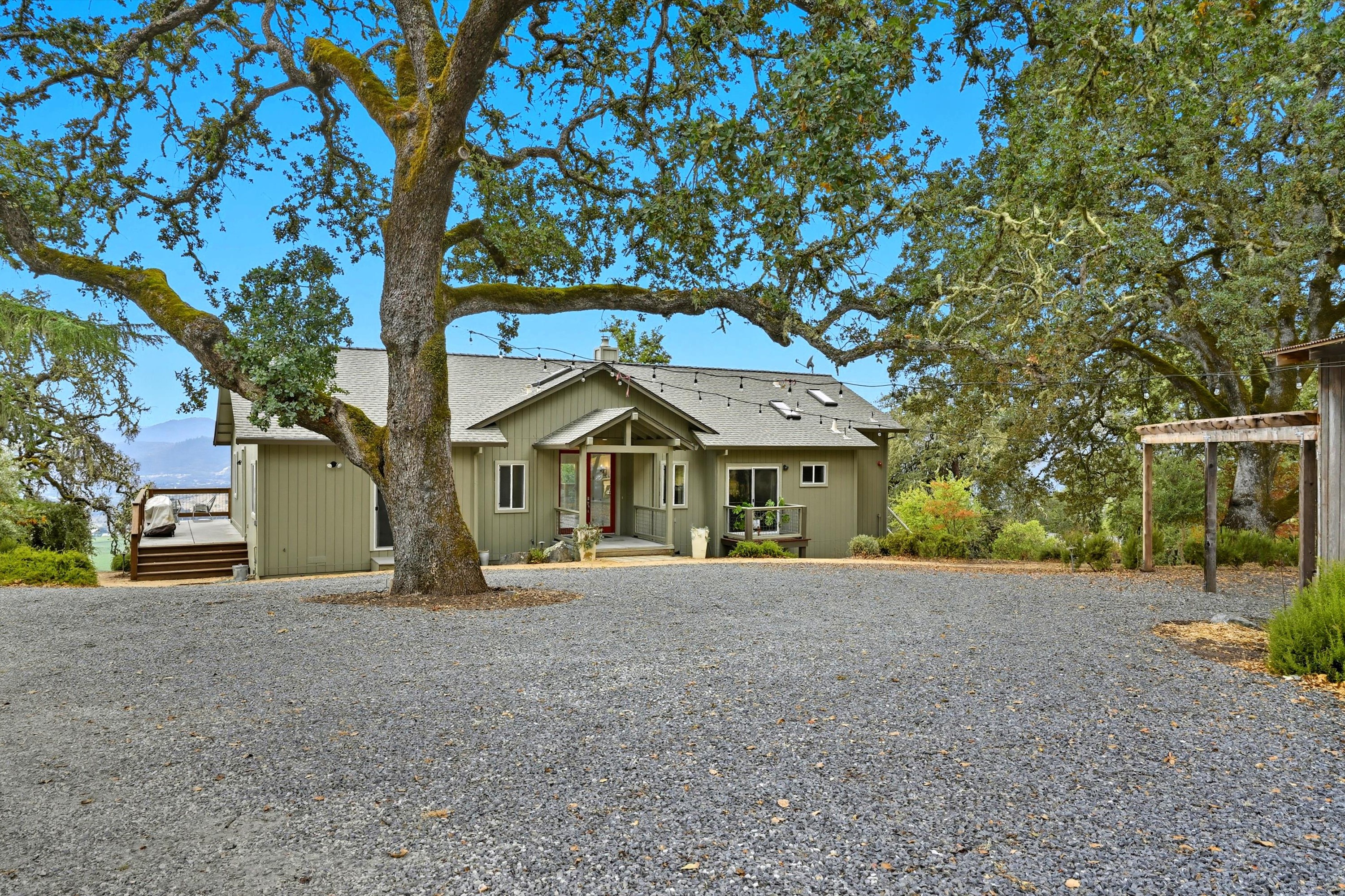  Exceptional Estate Perched On Over 11± Private Acres - 物件實景