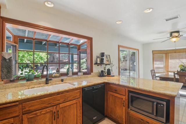 Alpine, California, 91901, United States, 3 Bedrooms Bedrooms, ,2 BathroomsBathrooms,Residential,For Sale,1975915