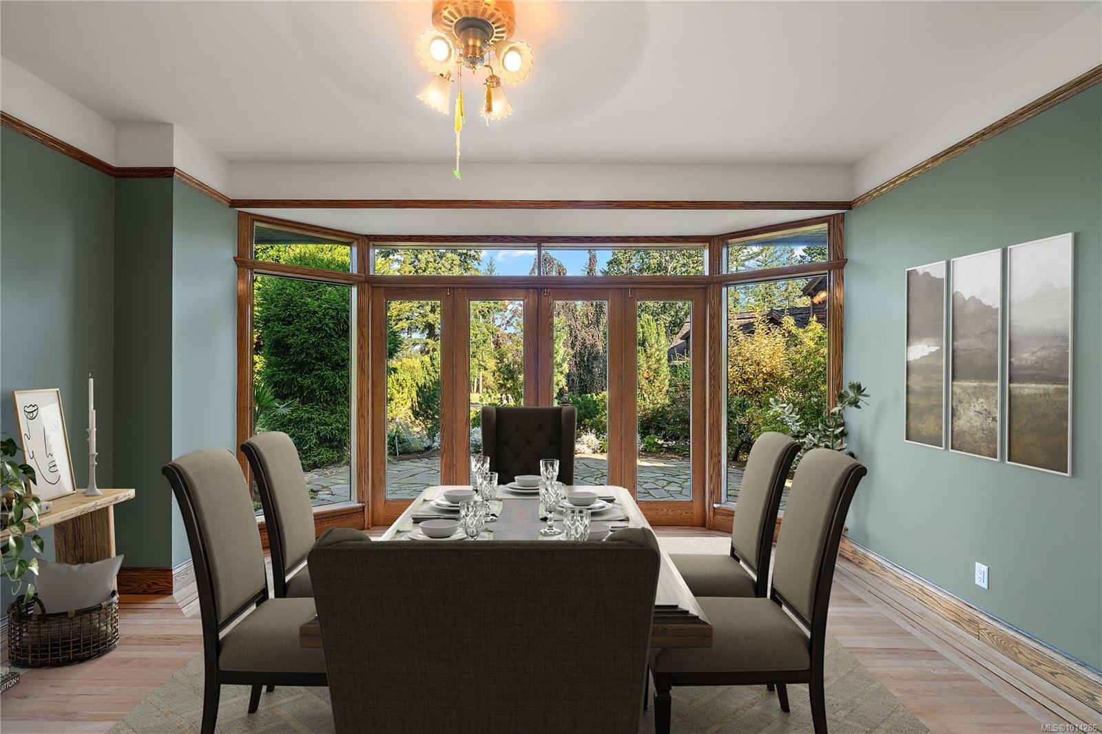 NORTH SAANICH, British Columbia, V8L 5P8, CA, 7 Bedrooms Bedrooms, ,Residential,For Sale,1948660