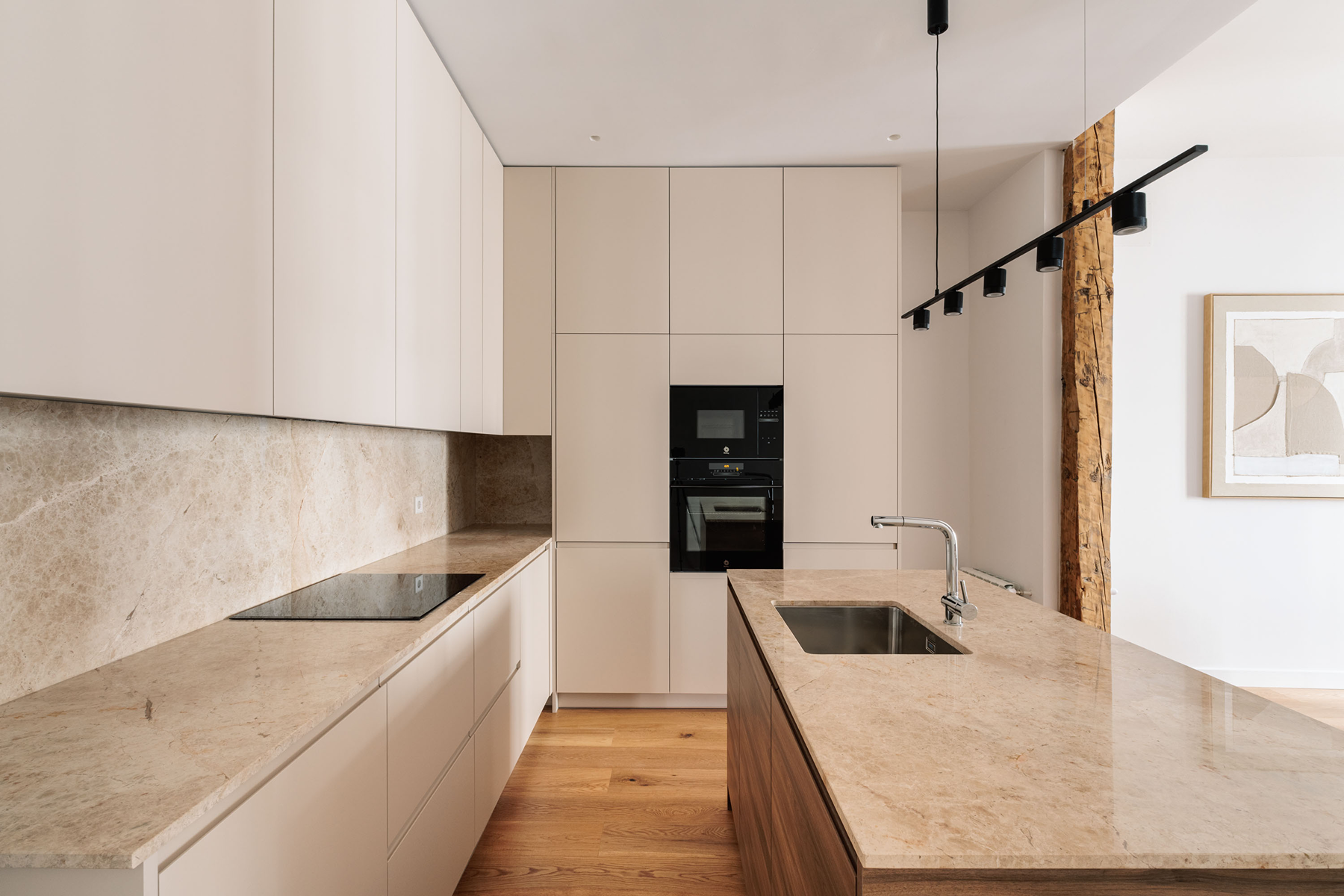  Classic-style renovated flat in Malasaña - 物件實景