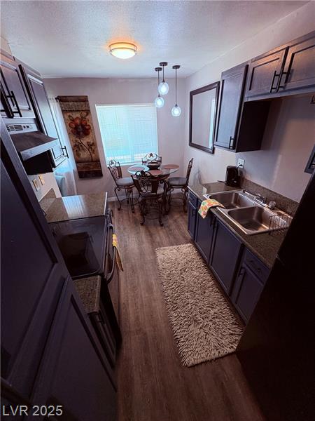 Las Vegas, Nevada, 89106, United States, 4 Bedrooms Bedrooms, ,4 BathroomsBathrooms,Residential,For Sale,1979989