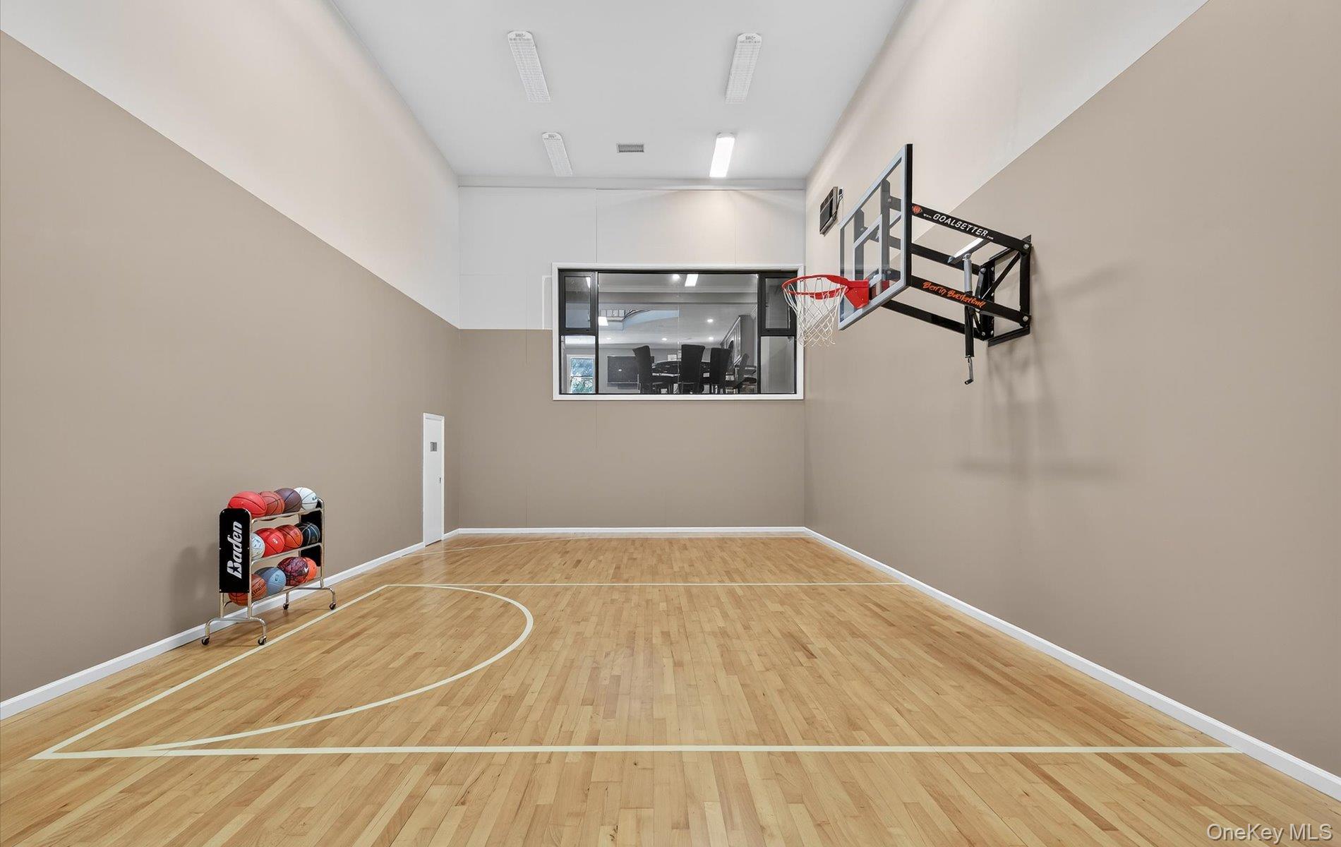 Woodbury, New York, 11797, United States, 5 Bedrooms Bedrooms, ,6 BathroomsBathrooms,Residential,For Sale,1918098