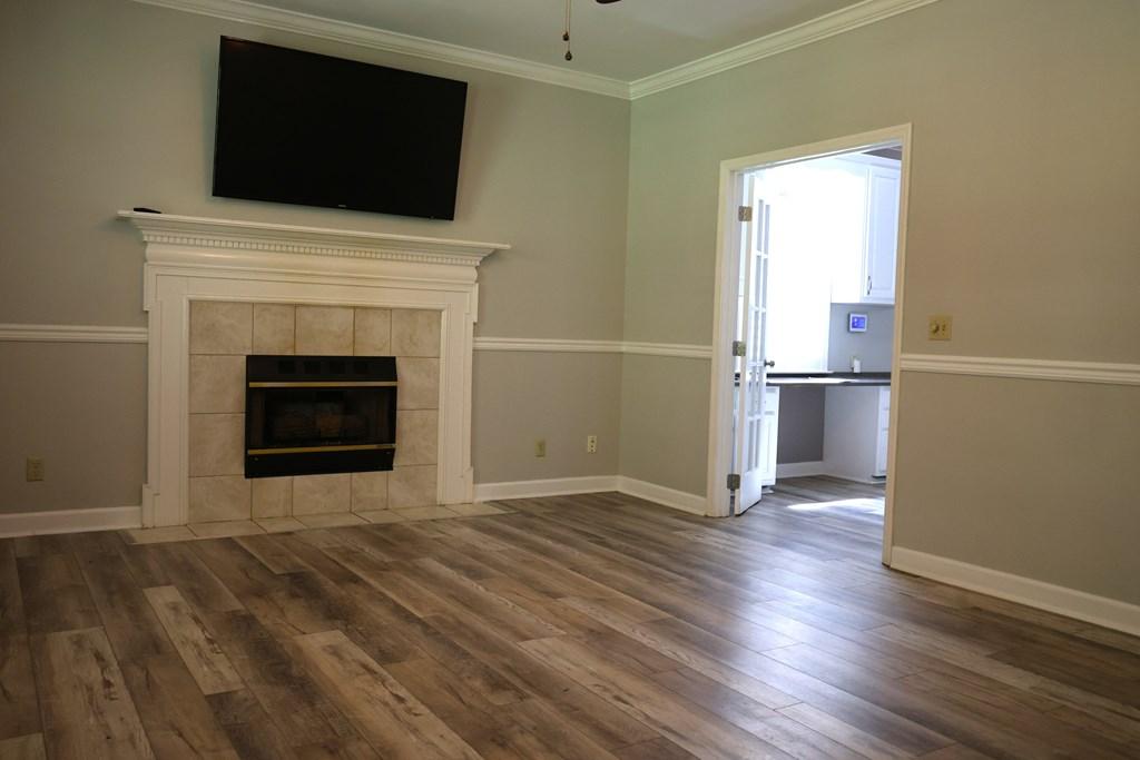 DALTON, Georgia, 30721, United States, 3 Bedrooms Bedrooms, ,3 BathroomsBathrooms,Residential,For Sale,1933476