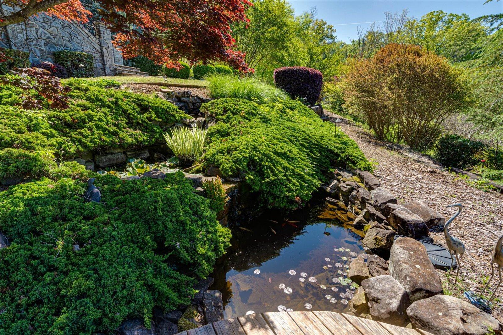 Guild, Tennessee, 37340, United States, 4 Bedrooms Bedrooms, ,5 BathroomsBathrooms,Residential,For Sale,2040612
