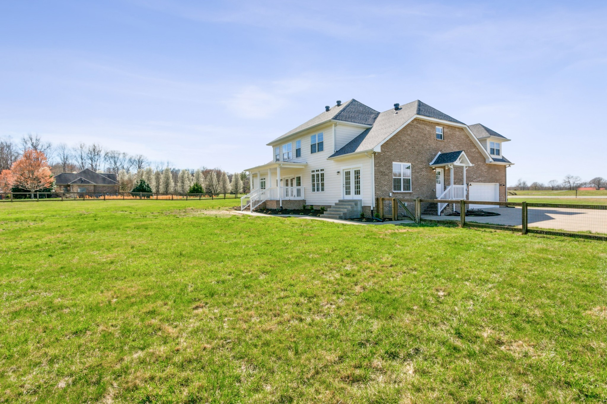 Cedar Hill, Tennessee, 37032, United States, 4 Bedrooms Bedrooms, ,4 BathroomsBathrooms,Residential,For Sale,1899729