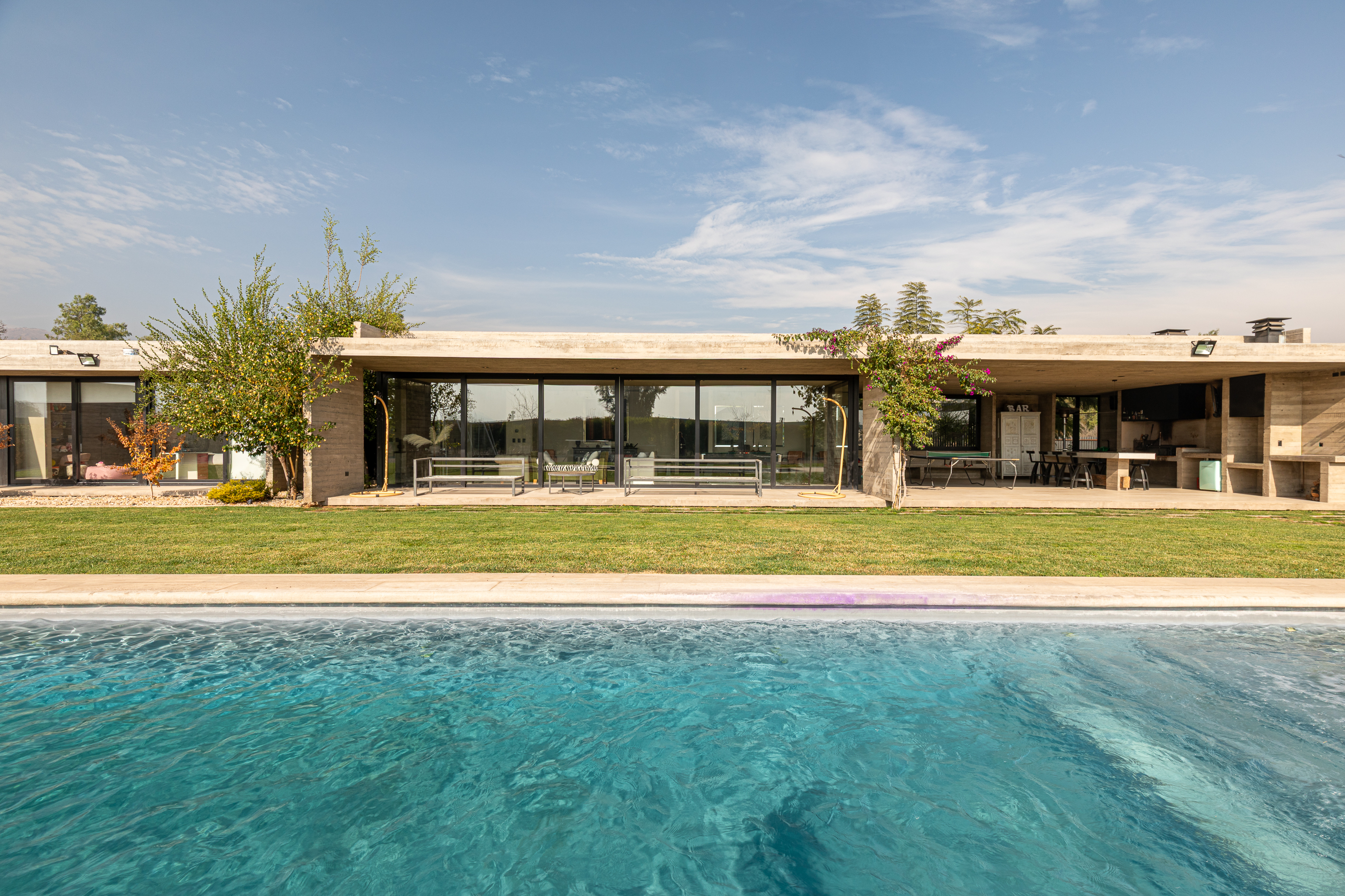  Modern 4-Bedroom Home in Las Brisas Gated Community - 物件實景