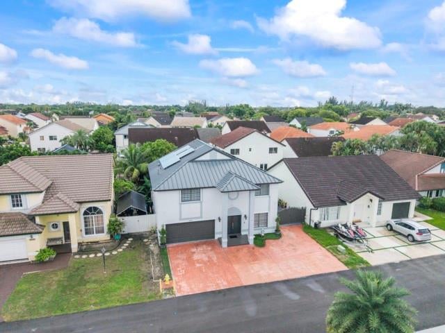 Hialeah, Florida, 33015, United States, 5 Bedrooms Bedrooms, ,3 BathroomsBathrooms,Residential,For Sale,1977900