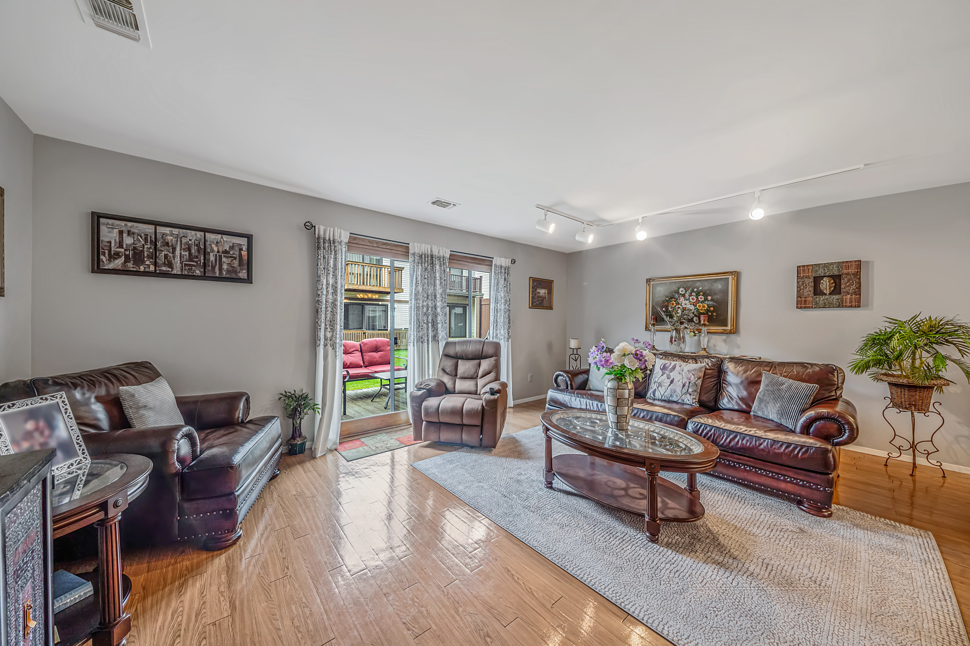  113 Laurel Lane, Wantagh, NY, 11793 - 物件實景