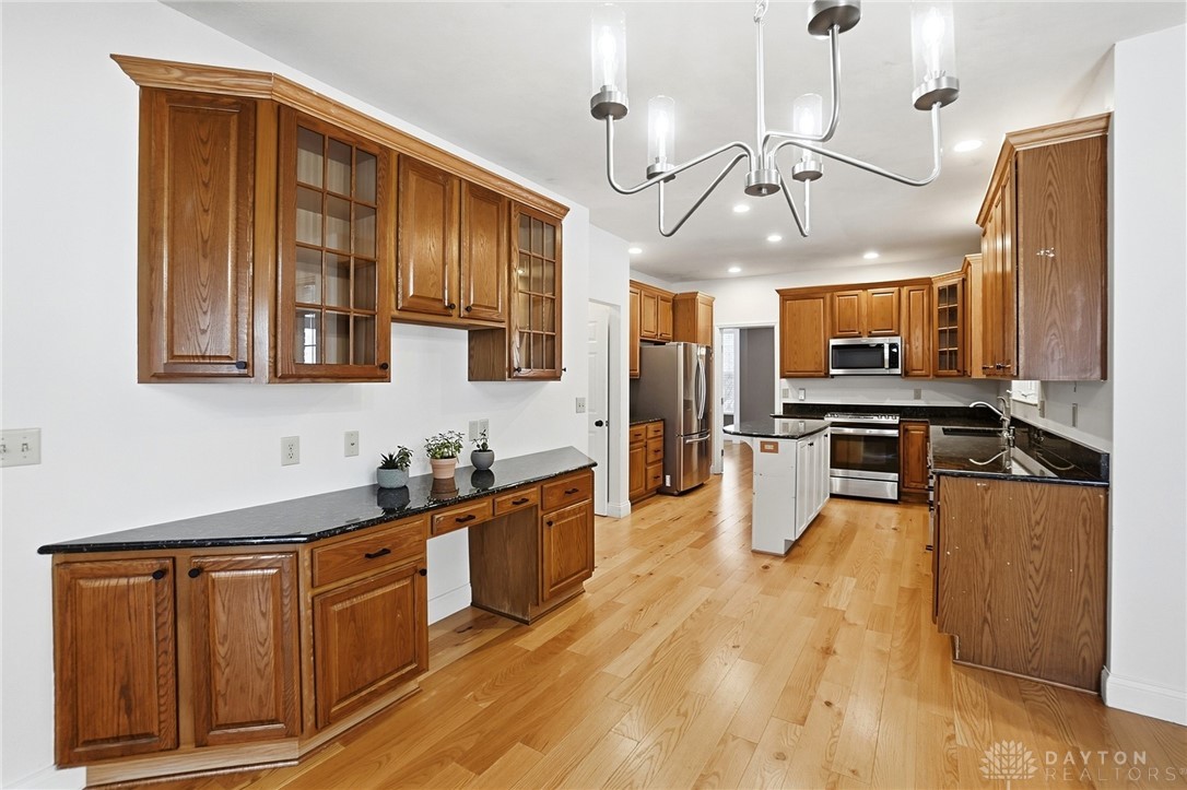 Washington Twp, Ohio, 45458, United States, 4 Bedrooms Bedrooms, ,4 BathroomsBathrooms,Residential,For Sale,2003269