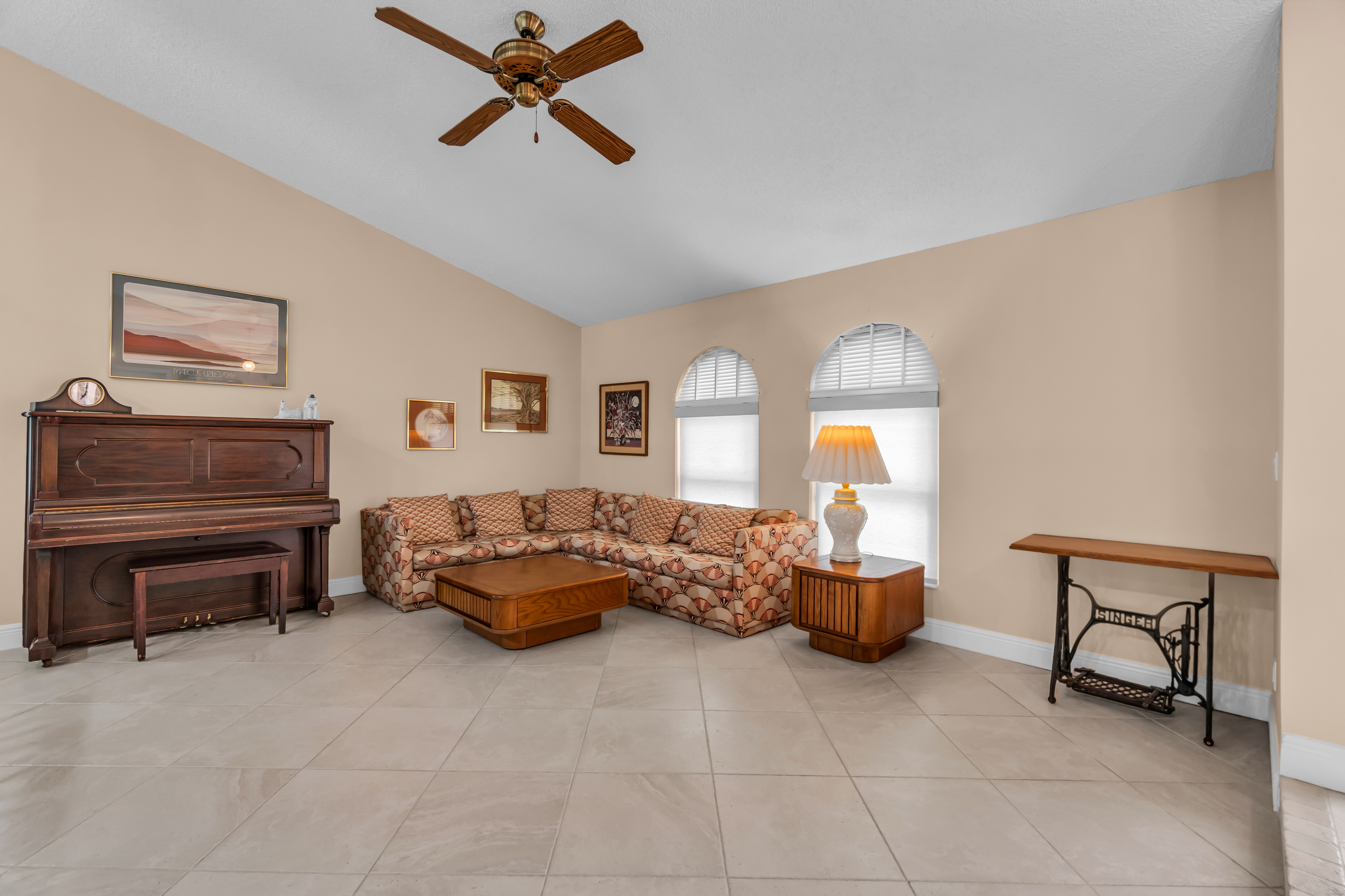  895 NW 110th Lane, Coral Springs, FL, 33071 - 物件實景