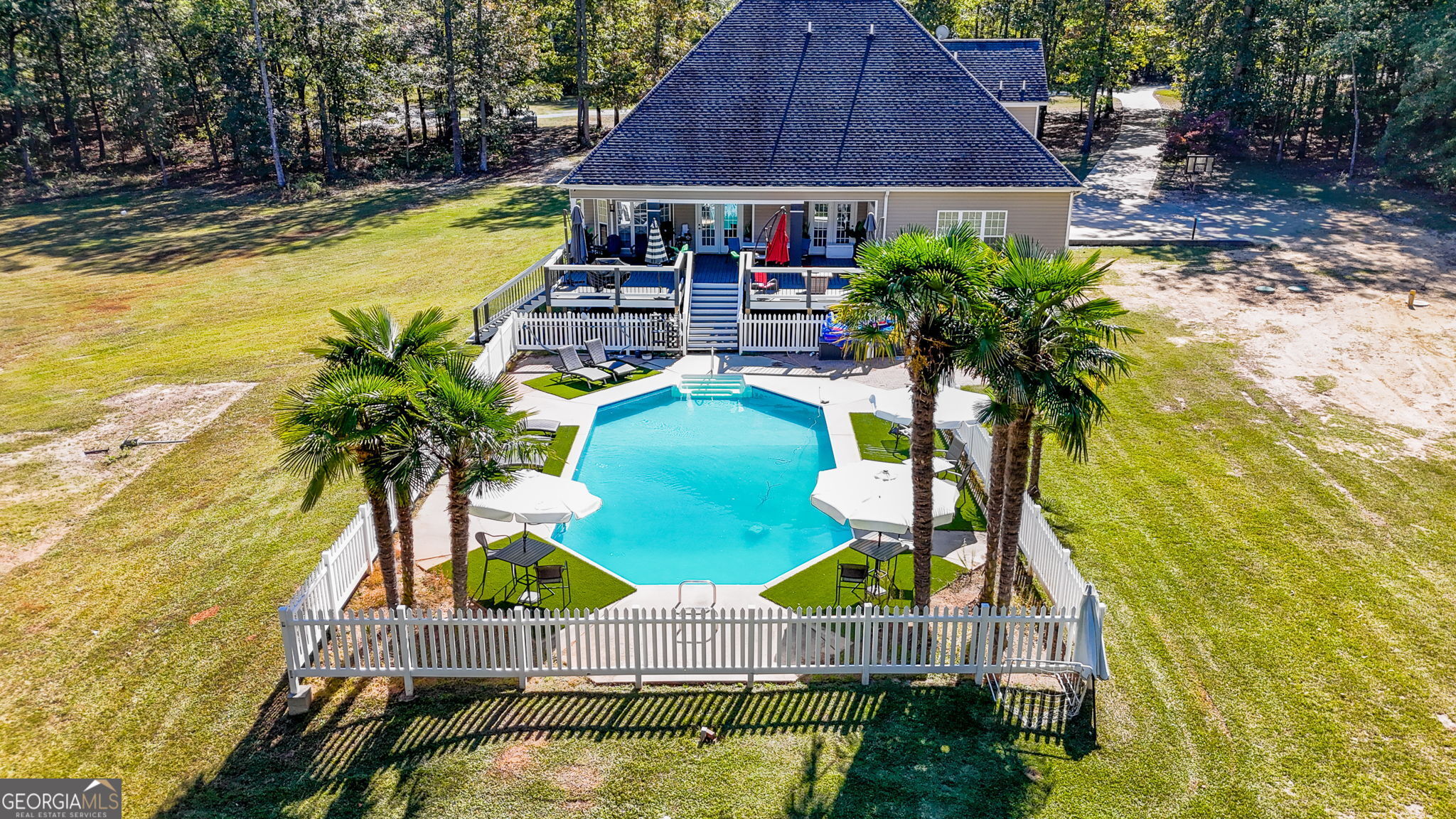 Meansville, Georgia, 30256, United States, 5 Bedrooms Bedrooms, ,4 BathroomsBathrooms,Residential,For Sale,2002650