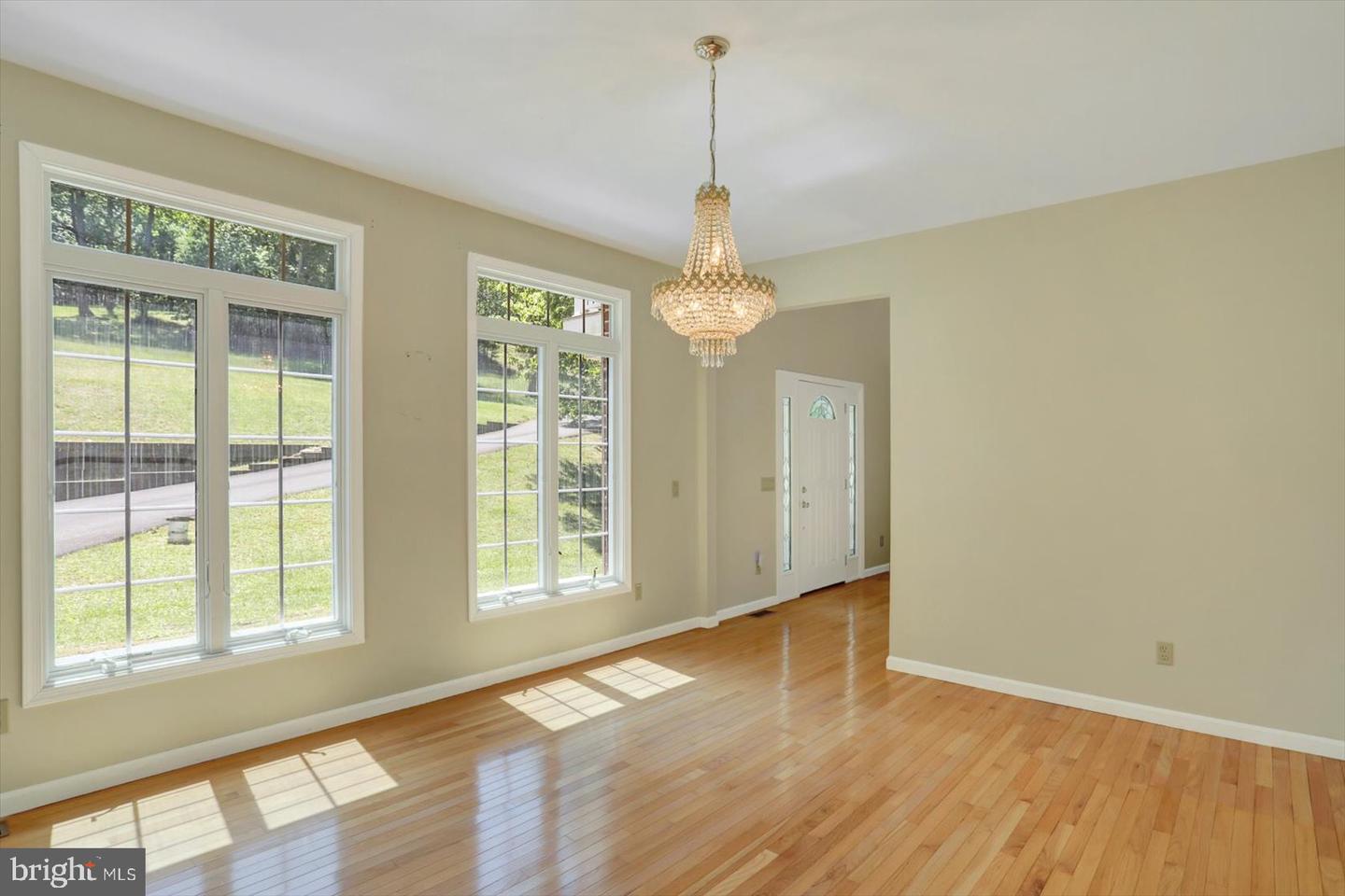 Delta, Pennsylvania, 17314, United States, 4 Bedrooms Bedrooms, ,4 BathroomsBathrooms,Residential,For Sale,1818041