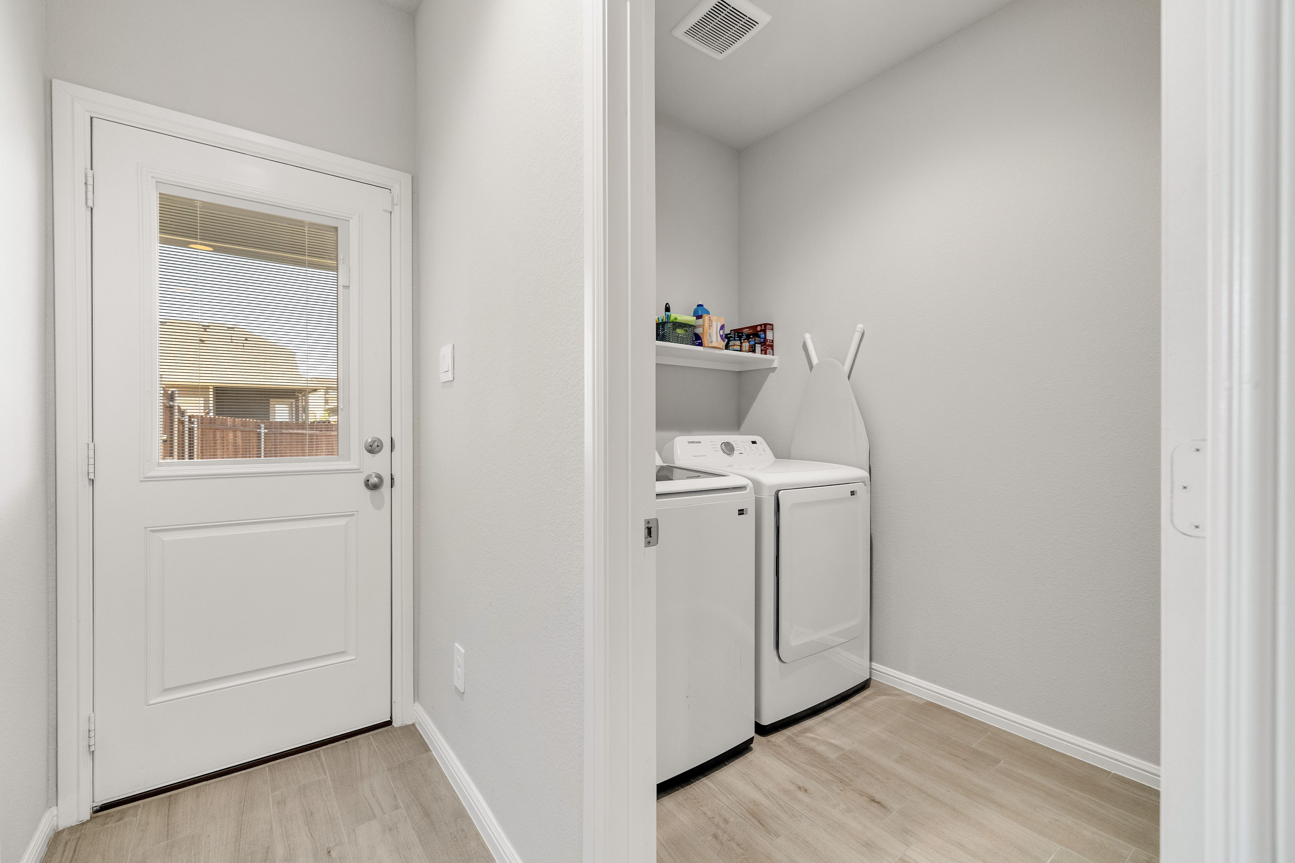  Low-Maintenance Fort Worth Home in Gated Overlook Community - 物件實景