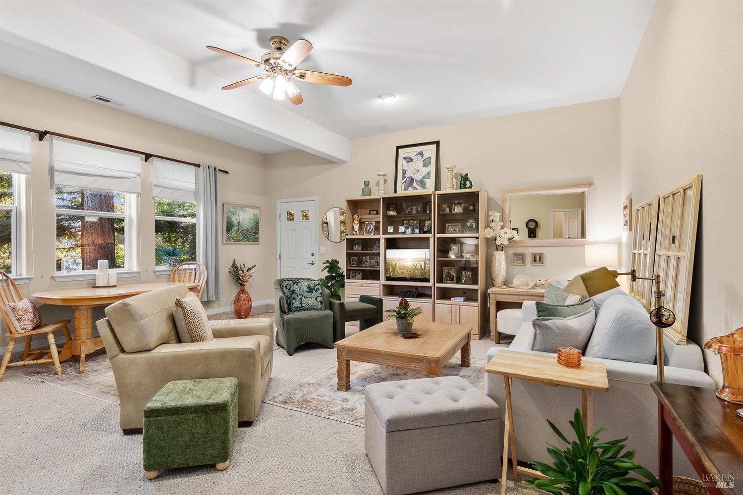 Santa Rosa, California, 95404, United States, 4 Bedrooms Bedrooms, ,4 BathroomsBathrooms,Residential,For Sale,1979173