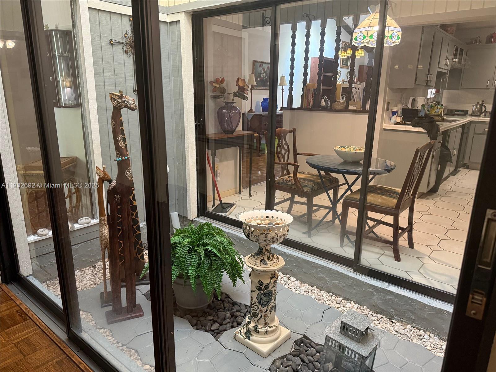 Miami, Florida, 33173, United States, 3 Bedrooms Bedrooms, ,2 BathroomsBathrooms,Residential,For Sale,1970487